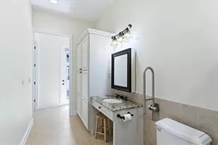 2625 Colony Terrace, Sarasota, FL 34239 - Photo 31