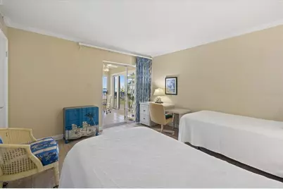 3240 Gulf Of Mexico Drive #B402, Longboat Key, FL 34228 - Photo 27