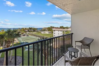 3240 Gulf Of Mexico Drive #B402, Longboat Key, FL 34228 - Photo 19