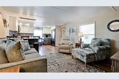 5316 53rd Avenue E #D7, Bradenton, FL 34203 - Photo 3