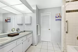 906 Tropical Dr, Bradenton, FL 34208 - Photo 23