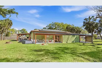 906 Tropical Drive, Bradenton, FL 34208 - Photo 5