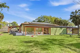 906 Tropical Dr, Bradenton, FL 34208 - Photo 5