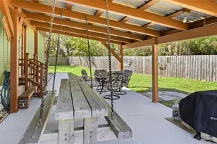 906 Tropical Dr, Bradenton, FL 34208 - Photo 37