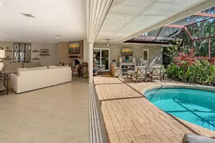 443 Bird Key Dr, Sarasota, FL 34236 - Photo 11