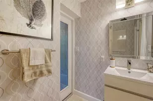 443 Bird Key Dr, Sarasota, FL 34236 - Photo 27