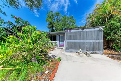 3625 Jacinto Court, Sarasota, FL 34239 - Photo 3