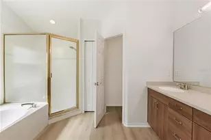 6801 Superior St Cir, Sarasota, FL 34243 - Photo 21