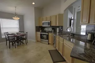 321 Henley Cir, Davenport, FL 33896 - Photo 3