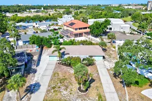 2214 Michele Dr, Sarasota, FL 34231 - Photo 39