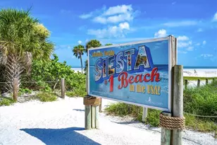 2214 Michele Dr, Sarasota, FL 34231 - Photo 43