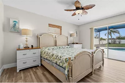 7320 Meadowbrook Drive, Sarasota, FL 34243 - Photo 17