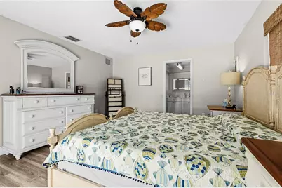 7320 Meadowbrook Drive, Sarasota, FL 34243 - Photo 19