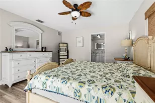 7320 Meadowbrook Dr, Sarasota, FL 34243 - Photo 19