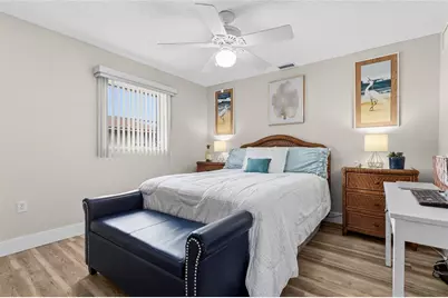 7320 Meadowbrook Drive, Sarasota, FL 34243 - Photo 25