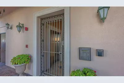 445 N Orange Avenue #306, Sarasota, FL 34236 - Photo 3