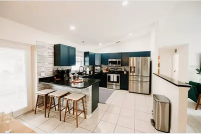 3009 39th Avenue W, Bradenton, FL 34205 - Photo 11