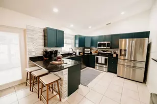 3009 39th Ave W, Bradenton, FL 34205 - Photo 13