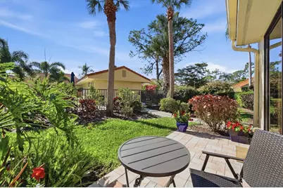5312 Huntingwood Court #39, Sarasota, FL 34235 - Photo 31