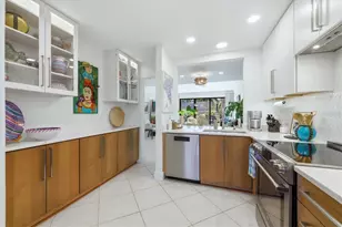 5312 Huntingwood Ct, Sarasota, FL 34235 - Photo 15