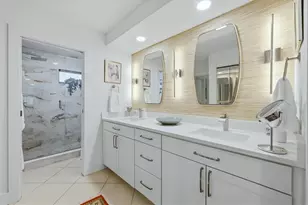 5312 Huntingwood Ct, Sarasota, FL 34235 - Photo 23