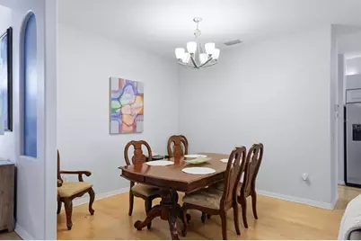 6726 W Country Club Lane, Sarasota, FL 34243 - Photo 13