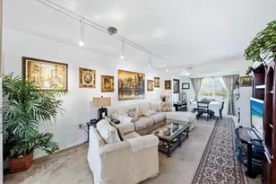 4137 Lake Bayshore Dr, Bradenton, FL 34205 - Photo 5