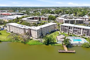 4137 Lake Bayshore Dr, Bradenton, FL 34205 - Photo 23