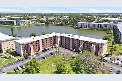 4137 Lake Bayshore Drive #C505, Bradenton, FL 34205 - Photo 1