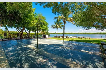 4380 Exeter Drive #101, Longboat Key, FL 34228 - Photo 61