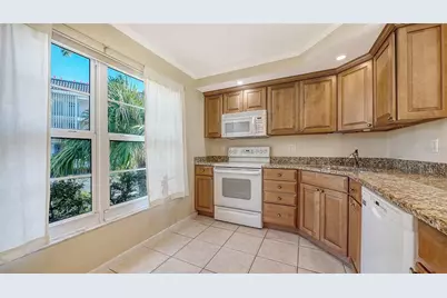 4380 Exeter Drive #101, Longboat Key, FL 34228 - Photo 13