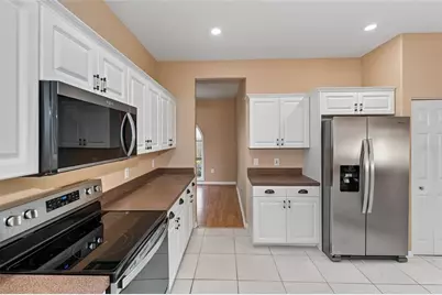 2724 Temple Street, Sarasota, FL 34239 - Photo 17