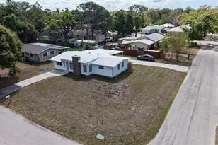 2600 Loma Linda St, Sarasota, FL 34239 - Photo 3