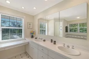 5422 Sandhamn Pl, Longboat Key, FL 34228 - Photo 45