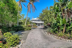 5422 Sandhamn Pl, Longboat Key, FL 34228 - Photo 9