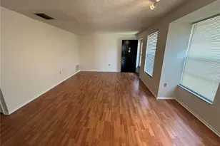 4427 58th St W, Bradenton, FL 34210 - Photo 5