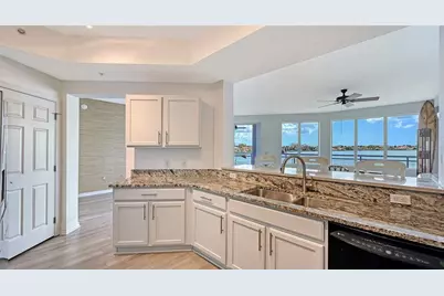516 Tamiami Trail S #306, Nokomis, FL 34275 - Photo 15