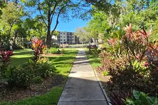 315 30th Ave W, Bradenton, FL 34205 - Photo 3