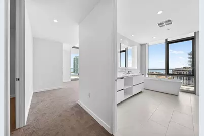 400 Central Avenue #2307, Saint Petersburg, FL 33701 - Photo 21