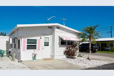 31 1st Street, Bradenton, FL 34210 - Photo 1