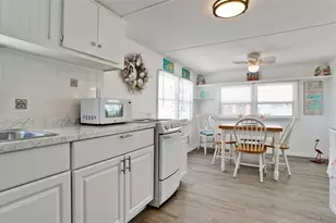 31 First St, Bradenton, FL 34210 - Photo 15