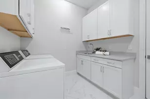 8352 Sea Glass Ct, Sarasota, FL 34240 - Photo 43