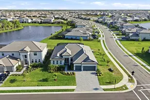 15306 Golden Beam Pl, Bradenton, FL 34211 - Photo 11