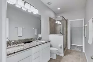 8363 Enclave Way, Sarasota, FL 34243 - Photo 15