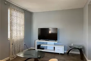 5026 Water Oak Dr, Bradenton, FL 34207 - Photo 5