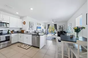 5873 Calla Lilly Dr, Sarasota, FL 34232 - Photo 15