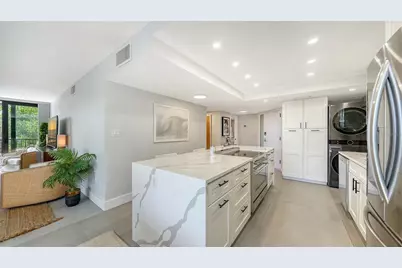 4900 Ocean Boulevard #304, Sarasota, FL 34242 - Photo 11