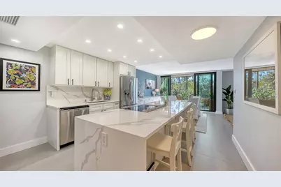 4900 Ocean Boulevard #304, Sarasota, FL 34242 - Photo 7