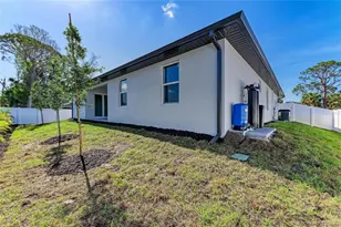 380 Holly Rd, Venice, FL 34293 - Photo 39