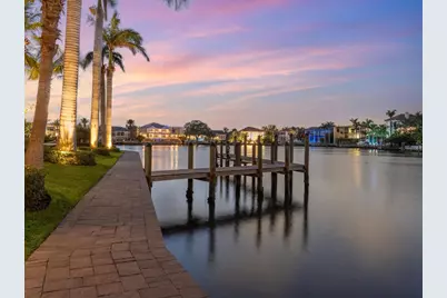 1423 Hillview Drive, Sarasota, FL 34239 - Photo 9